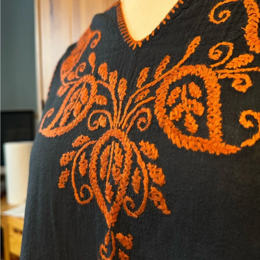 Embroidered LINEN top 👌 - Picture 3 of 5
